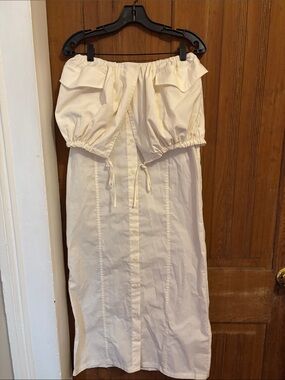 Jacquemus Cream Elastic Waist Skirt with Branded Ribbon